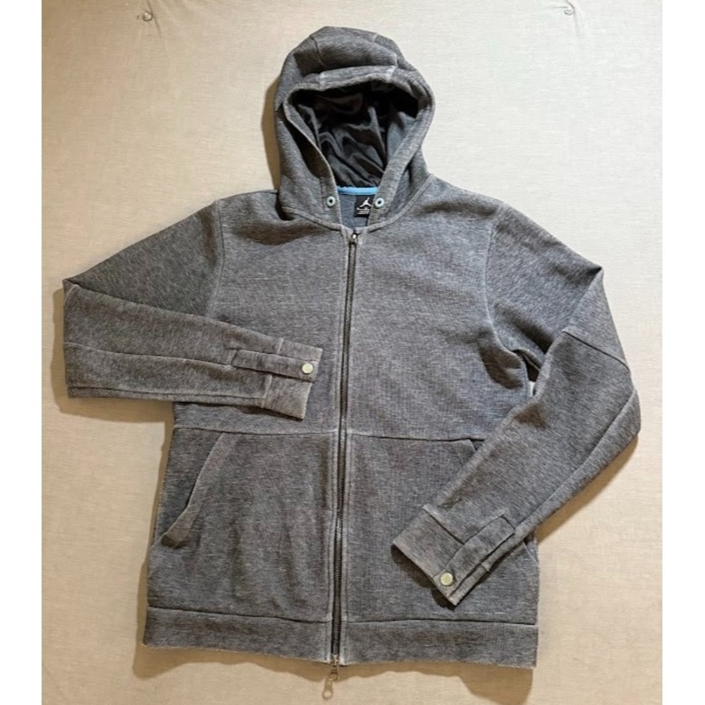 Jordan Jumpman Sweatshirt Adult Small Gray Zip Pocket Long Sleeves‎ Hoodie.